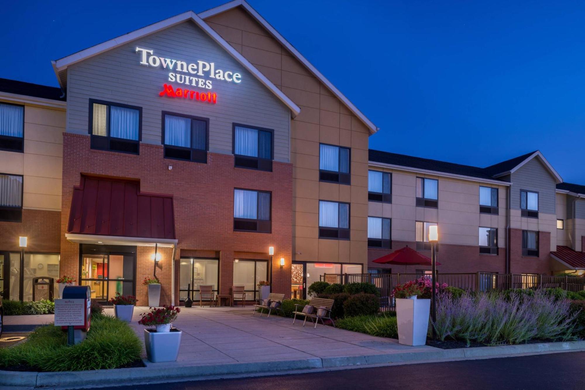 Towneplace Suites הנטינגטון מראה חיצוני תמונה