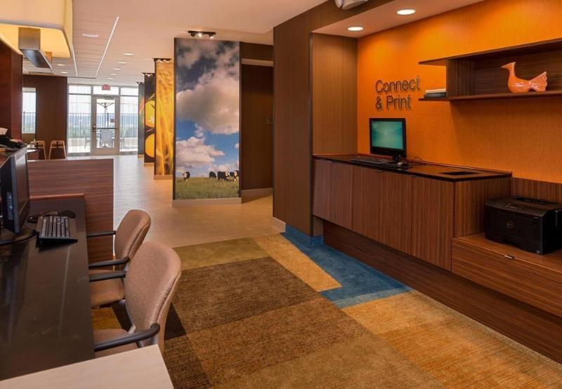 Towneplace Suites הנטינגטון מראה חיצוני תמונה